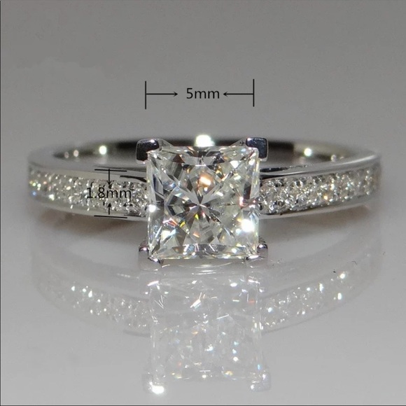 💯 NEW CUT 925 STERLING SILVER DIAMOND ENGAGEMENT RING, CUTE RING, SHINY RING. - Picture 5 of 5